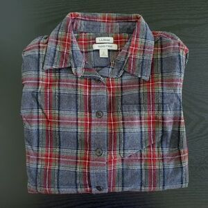 Women's LL Bean Slightly Fitted Flannel in Grey Stewart Size Small